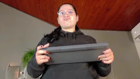 Snapshot of amatistasky__ chatting on 04/29/26, 09:57 AMATISTA online show from 04/29/26, 09:57