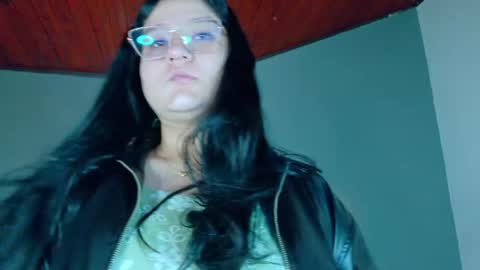 Snapshot of amatistasky__ chatting on 06/12/26, 11:31 AMATISTA online show from 06/12/26, 11:31