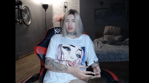 Malina online show from 10/30/25, 01:34