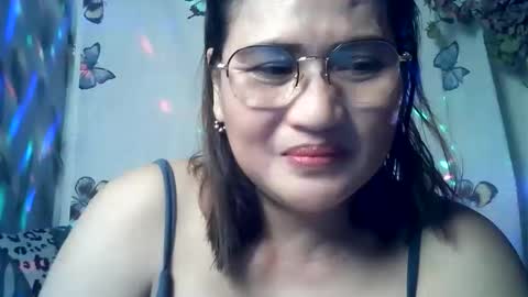 Snapshot of amazing_angel22 chatting on 03/06/26, 05:31 amazing angel online show from 03/06/26, 05:31