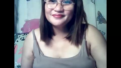 Snapshot of amazing_angel22 chatting on 03/20/26, 04:01 amazing angel online show from 03/20/26, 04:01