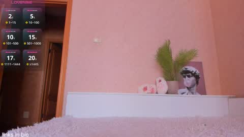 Snapshot of amazing_roxana chatting on 04/10/26, 10:20 Roxy online show from 04/10/26, 10:20