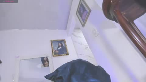 Snapshot of amazing_vivi chatting on 08/08/26, 01:52 Vivi online show from 08/08/26, 01:52