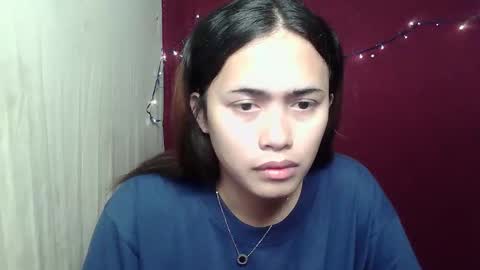 Snapshot of amazing_yella69 chatting on 11/21/25, 11:25 YELLA online show from 11/21/25, 11:25