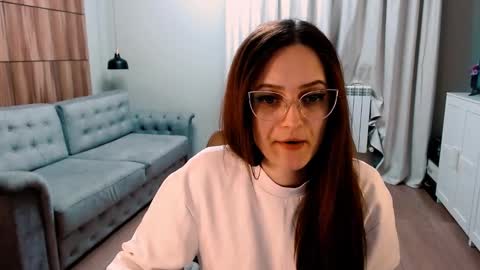 Snapshot of amazingeyes89 chatting on 01/16/25, 12:42 Izza online show from 01/16/25, 12:42