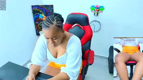 Snapshot of amba_rosee1 chatting on 06/18/26, 09:58 AMBAR online show from 06/18/26, 09:58