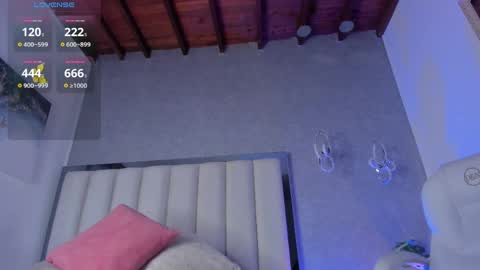 Snapshot of ambaar_moon_ chatting on 05/28/26, 07:44 Ambar online show from 05/28/26, 07:44