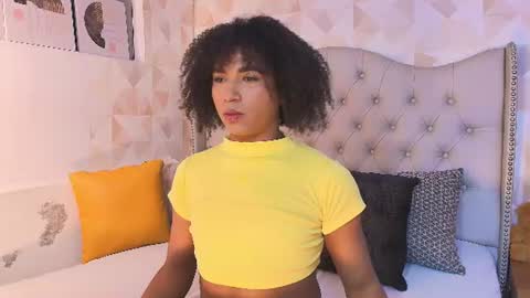 Snapshot of ambar_collin chatting on 08/01/26, 08:08 Ambar online show from 08/01/26, 08:08