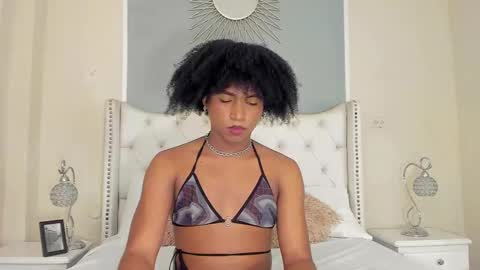 Snapshot of ambar_colling chatting on 02/28/25, 05:04 Ambar Colling online show from 02/28/25, 05:04