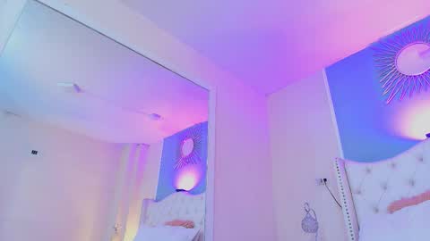 Snapshot of ambar_colling chatting on 10/22/25, 02:39 Ambar Colling online show from 10/22/25, 02:39