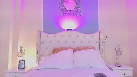 Snapshot of ambar_colling chatting on 10/29/25, 03:14 Ambar Colling online show from 10/29/25, 03:14