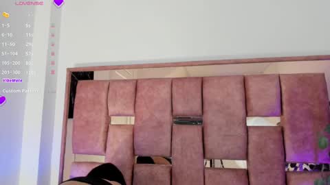   online show from 09/26/25, 07:18