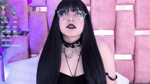   online show from 10/09/25, 07:12