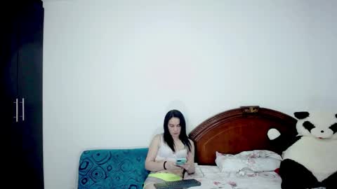 Snapshot of ambar_jacksonn chatting on 05/11/26, 04:04 Ambar Jackson online show from 05/11/26, 04:04