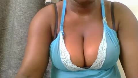 Mia online show from 01/06/25, 09:52