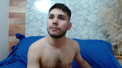 Snapshot of ambar_mds chatting on 09/11/25, 01:44 Sebas online show from 09/11/25, 01:44