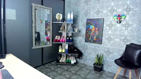 Snapshot of ambar_rose2 chatting on 12/18/24, 10:40 ambar rose2 online show from 12/18/24, 10:40