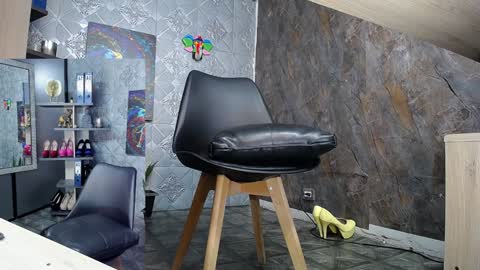 Snapshot of ambar_rose2 chatting on 01/22/25, 04:12 ambar rose2 online show from 01/22/25, 04:12