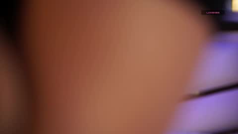 Snapshot of ambar_rosse25 chatting on 12/18/25, 11:38 Julieta online show from 12/18/25, 11:38