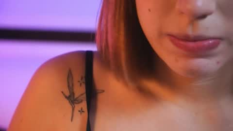 Snapshot of ambar_rosse25 chatting on 02/13/26, 11:39 Julieta online show from 02/13/26, 11:39