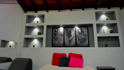 Ambar  online show from 02/19/25, 12:33