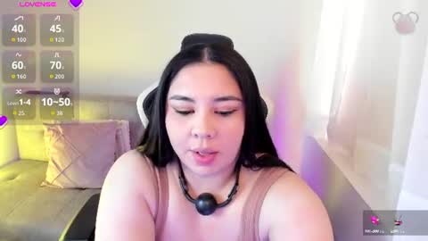 Snapshot of ambar_wells chatting on 07/16/26, 07:31 ana online show from 07/16/26, 07:31
