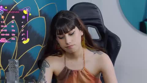 Snapshot of ambardupont chatting on 03/13/26, 10:05 Ambar online show from 03/13/26, 10:05