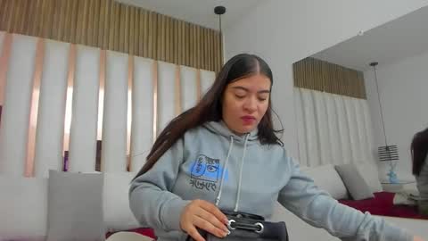 AmbarGills online show from 12/22/25, 12:57