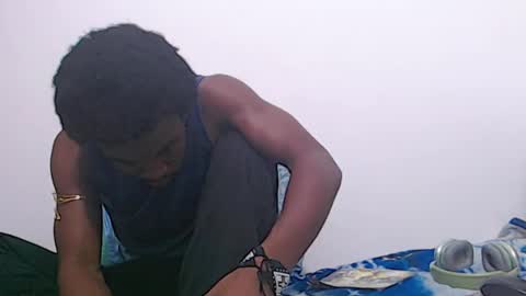Snapshot of ambartxsex chatting on 05/25/26, 03:12 ambartxsex online show from 05/25/26, 03:12