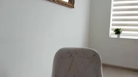 Snapshot of ambarvioletcm chatting on 04/23/26, 02:08 ambarvioletcm online show from 04/23/26, 02:08