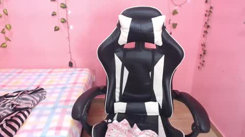 ambel_rose online show from 02/13/25, 11:37