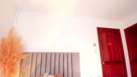 Snapshot of amber__davis chatting on 12/14/24, 05:58 Amber Davis online show from 12/14/24, 05:58