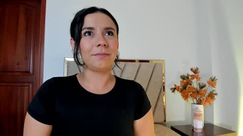 Snapshot of amber__davis chatting on 12/28/24, 12:13 Amber Davis online show from 12/28/24, 12:13