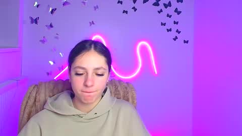 Amber online show from 04/11/26, 05:34