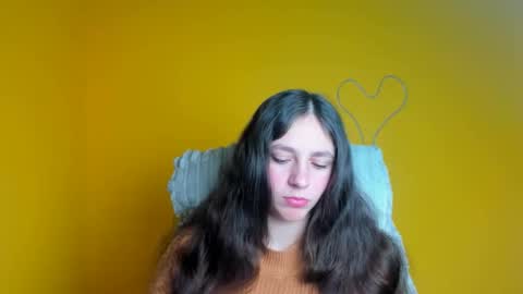 Snapshot of amber__r chatting on 04/21/26, 11:27 Amber online show from 04/21/26, 11:27