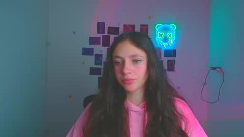 Snapshot of amber__r chatting on 04/23/26, 05:41 Amber online show from 04/23/26, 05:41
