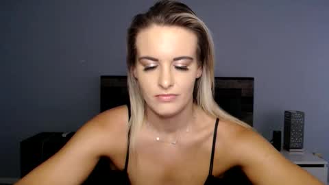 Amber online show from 05/26/26, 02:46