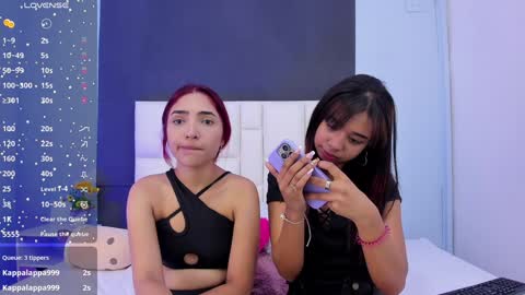 Snapshot of amber_and_suzane chatting on 12/04/24, 02:59 Amber And Suzane Amber HAIR RED Suzane HAIR BROWN online show from 12/04/24, 02:59