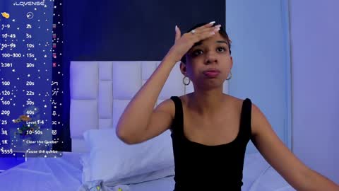 Snapshot of amber_and_suzane chatting on 01/11/25, 11:23 Amber And Suzane Amber HAIR RED Suzane HAIR BROWN online show from 01/11/25, 11:23