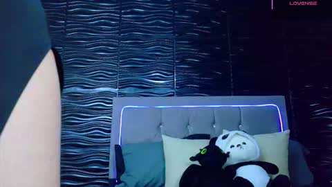 amber_bull online show from 09/20/25, 12:17