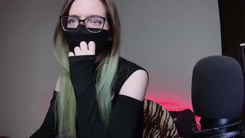 Amber non-nude model online show from 12/15/24, 12:07