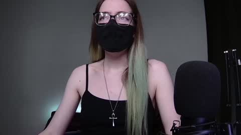 Amber non-nude model online show from 12/18/24, 02:53