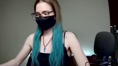Amber non-nude model online show from 01/07/25, 02:42