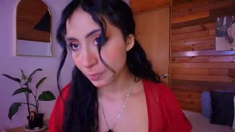 Snapshot of amber_curly chatting on 06/11/26, 12:32 amber_curly online show from 06/11/26, 12:32