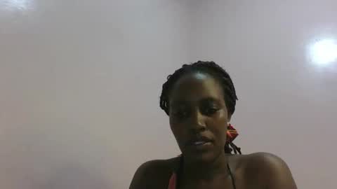 amber_cutie2 online show from 11/16/25, 08:58