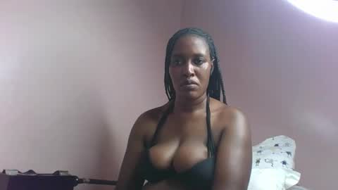 Snapshot of amber_cutie2 chatting on 05/18/26, 04:13 amber_cutie2 online show from 05/18/26, 04:13