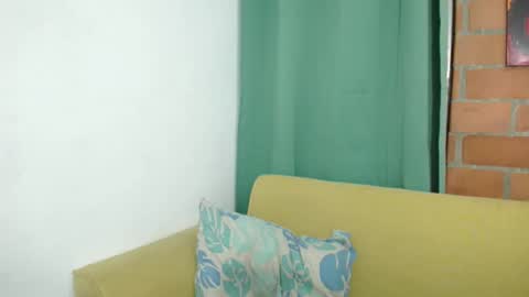 Snapshot of amber_lee20 chatting on 01/18/25, 12:02 LUISA online show from 01/18/25, 12:02