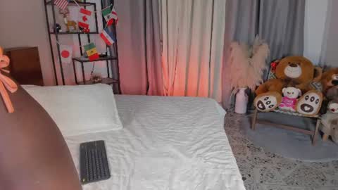 Amber online show from 07/10/26, 09:17