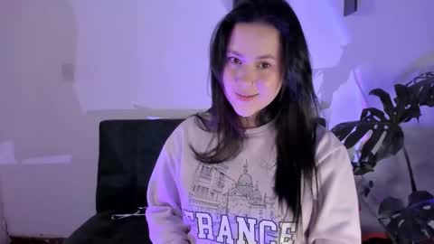 Vivi  online show from 02/18/26, 05:25