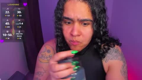 Snapshot of amber_smith20 chatting on 09/24/25, 01:09 find me here --- online show from 09/24/25, 01:09